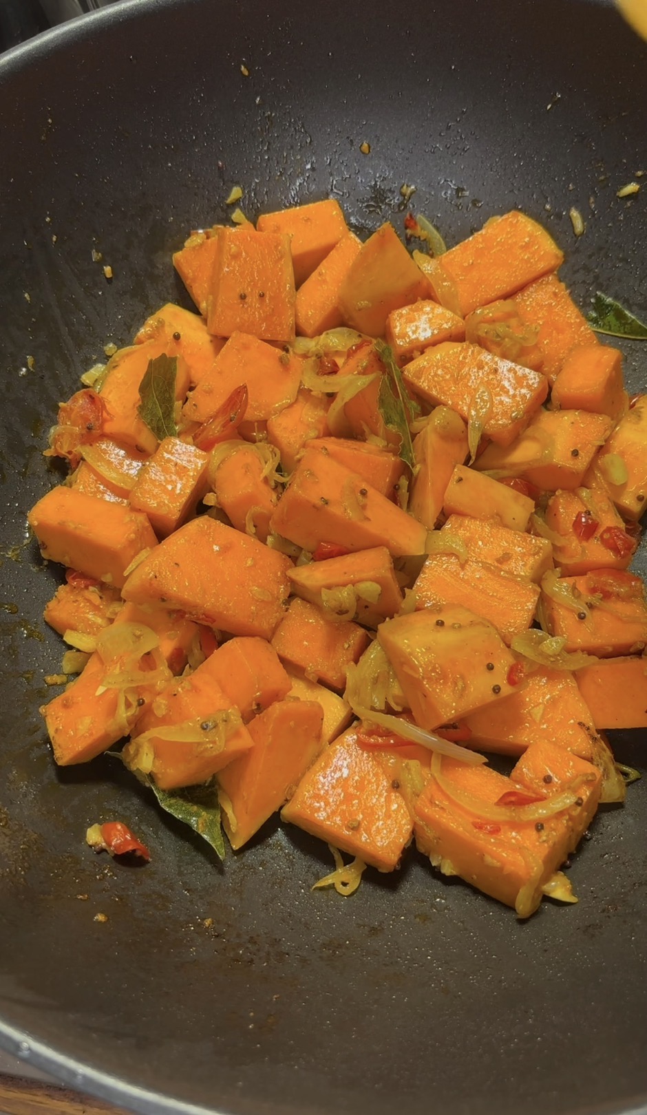 sütőtök curry wokban